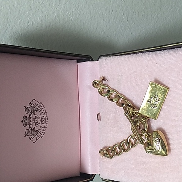 Vintage Juicy Couture Gold Necklace with Heart Charm - Picture 4 of 4